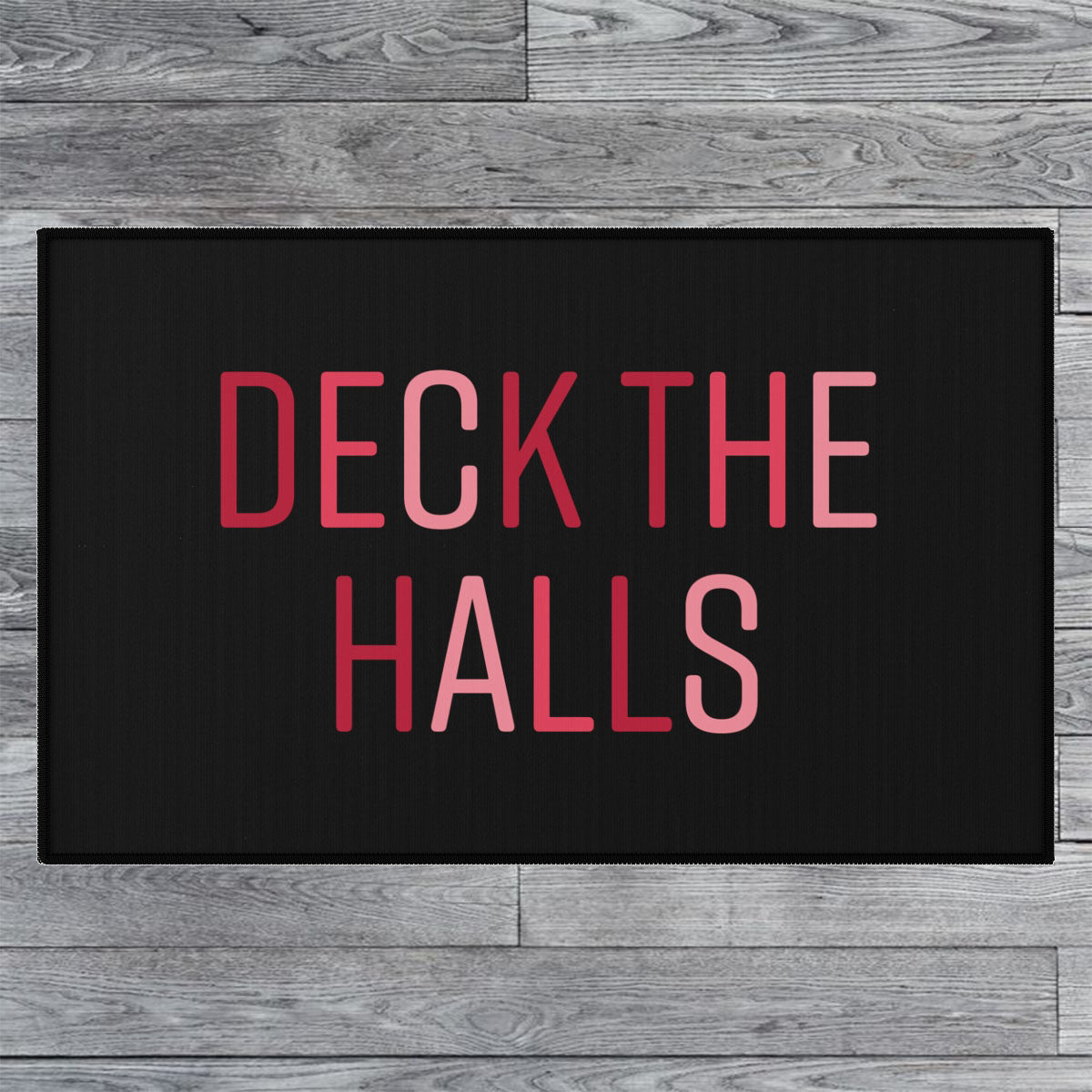 Deck the Halls Christmas Welcome Rug / Black