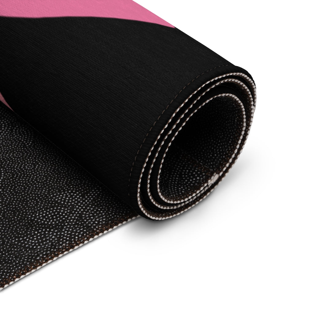 Hearts Entry Rug / Black Pink