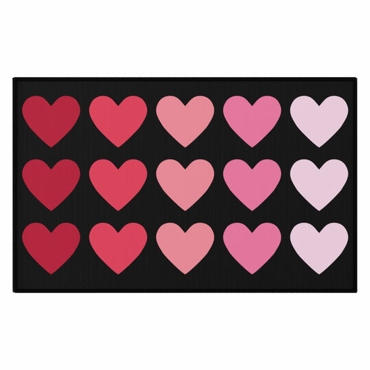 Hearts Entry Rug / Black Pink